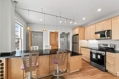 136 Willow Street, Waltham, MA 02453 - Photo 4