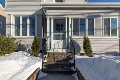 136 Willow Street, Waltham, MA 02453 - Photo 2