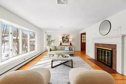 11 Menotomy Rocks Dr, Arlington, MA 02476 - Photo 4