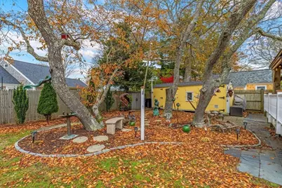 59 Sea St, Dennis, MA 02639 - Photo 8