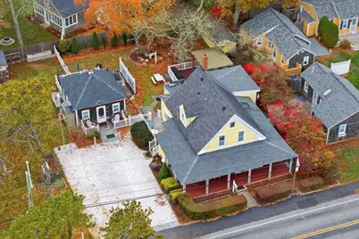 59 Sea St, Dennis, MA 02639 - Photo 2