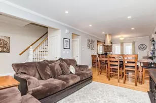 51 Eliot St, Watertown, MA 02472 - Photo 8