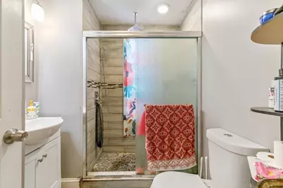 187 Highland St, Boston, MA 02119 - Photo 18