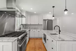 24 Townsend Rd, Shirley, MA 01464 - Photo 4