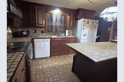 214 Sawdy Dr, Westport, MA 02790 - Photo 6