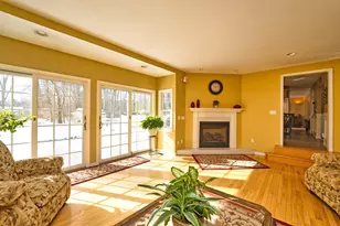 898 Tobey St, Acushnet, MA 02743 - Photo 10