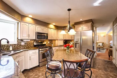 898 Tobey St, Acushnet, MA 02743 - Photo 12