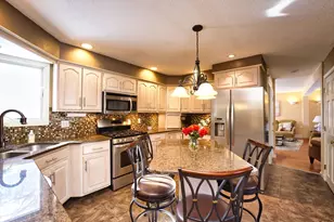 898 Tobey St, Acushnet, MA 02743 - Photo 12