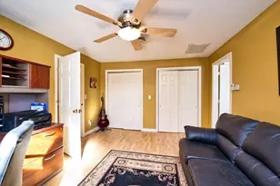 898 Tobey St, Acushnet, MA 02743 - Photo 26