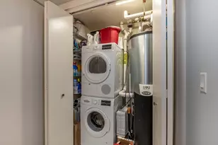 121 Portland St, Boston, MA 02114 - Photo 22