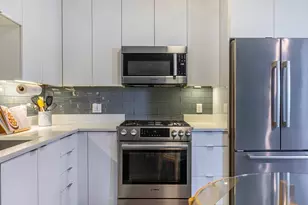 121 Portland St, Boston, MA 02114 - Photo 8