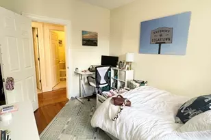 31 Linden Pl, Brookline, MA 02445 - Photo 16