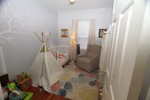 31 Linden Pl, Brookline, MA 02445 - Photo 14