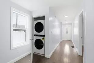 251 Arlington St, Chelsea, MA 02150 - Photo 16