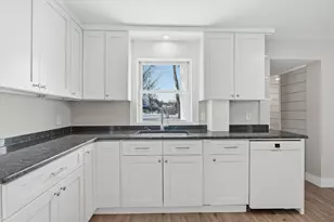 15 Hubbardston Rd, Templeton, MA 01468 - Photo 8