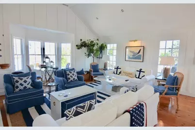 10 Brant Point Road, Nantucket, MA 02554 - Photo 16