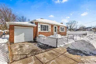 24 Belnel Rd, Boston, MA 02136 - Photo 2