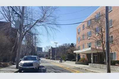 50 Green St #107, Brookline, MA 02446 - Photo 16