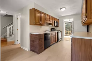 290 Apache Way, Tewksbury, MA 01876 - Photo 10