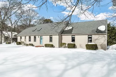 9 Split Rock Rd, Dennis, MA 02638 - Photo 4