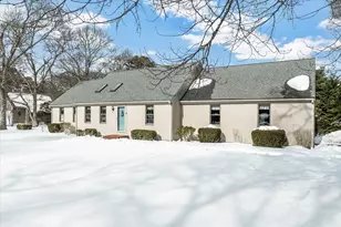 9 Split Rock Rd, Dennis, MA 02638 - Photo 4