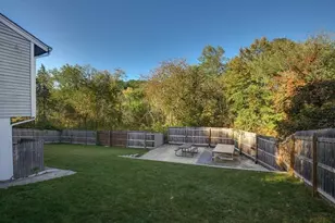 128 Manning St, Hudson, MA 01749 - Photo 38