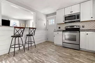 10 Clark St, Danvers, MA 01923 - Photo 4