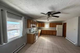 21 Creston St, Worcester, MA 01604 - Photo 1