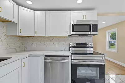 78 Linda St, Abington, MA 02351 - Photo 16