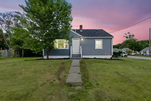 78 Linda St, Abington, MA 02351 - Photo 2