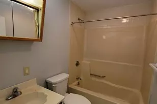 11 Gibbs St, Worcester, MA 01607 - Photo 6