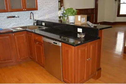 16 Kent Sq #1, Brookline, MA 02446 - Photo 8