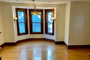 16 Kent Square, Brookline, MA 02446 - Photo 4