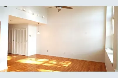 51 Pettee St #33, Newton, MA 02464 - Photo 2