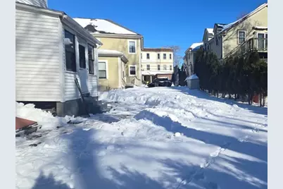 8 Curve Street, Newton, MA 02465 - Photo 4