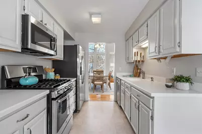 30 Brewster Ln #30, Acton, MA 01720 - Photo 8