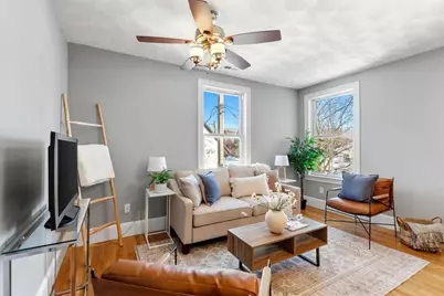 8 Common St #3, Stoneham, MA 02180 - Photo 4