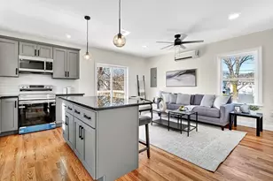 60 Frankin St, Melrose, MA 02176 - Photo 14