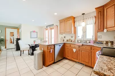 11 Parnell St, Millis, MA 02054 - Photo 10