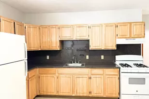 25 Bennett St, Beverly, MA 01915 - Photo 10