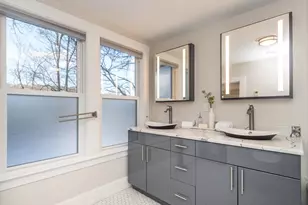 50 Worcester Ln, Waltham, MA 02451 - Photo 20