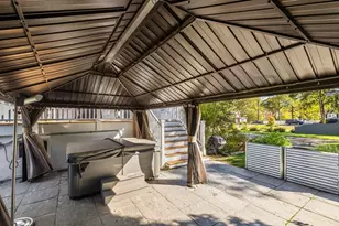 50 Worcester Ln, Waltham, MA 02451 - Photo 32