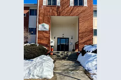 3 Dailey St #B, Attleboro, MA 02703 - Photo 1