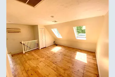 161 Cedar St #3, Milford, MA 01757 - Photo 4