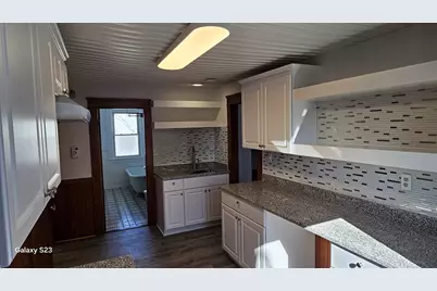 17 Cleveland Ave #3, Worcester, MA 01603 - Photo 12