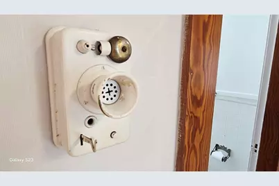 17 Cleveland Ave #3, Worcester, MA 01603 - Photo 20