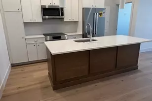 105 Sea St, Quincy, MA 02169 - Photo 2