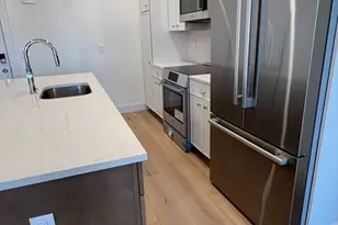 105 Sea St, Quincy, MA 02169 - Photo 4