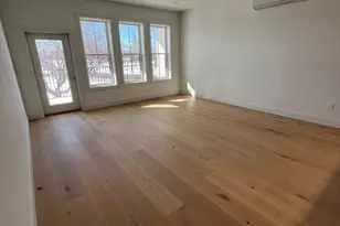 105 Sea St, Quincy, MA 02169 - Photo 6