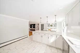 10 Dowd Ave, Wareham, MA 02571 - Photo 8